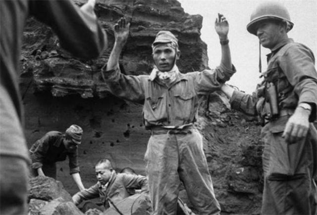 1945年，主席看到美国向日本投下原子弹的报道，为何勃然大怒