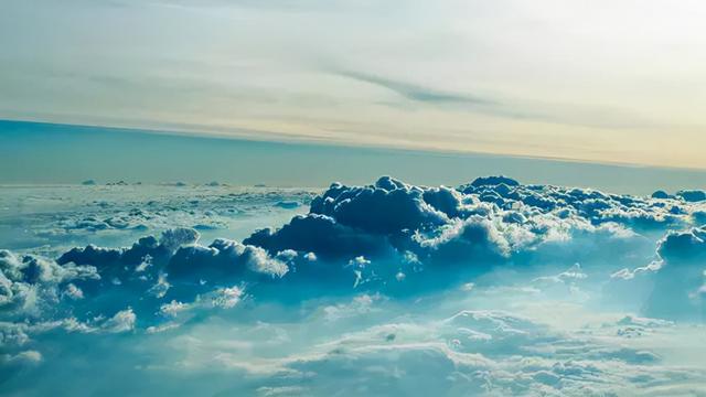 有钱人愿意和穷人玩吗（有钱人和穷人玩不到一起）