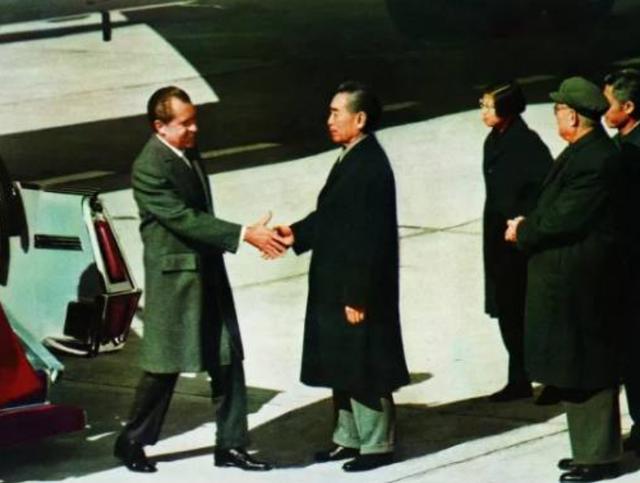 毛主席去世，吴旭君说出主席会见尼克松不为人知的幕后，令人落泪