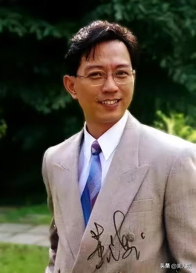 谁说他是丁克？《今日关注》主持人郑达妻子首度曝光，似香港富婆