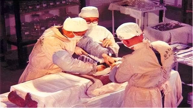 尸毒真实存在吗？看看“辛追夫人”墓就知道了