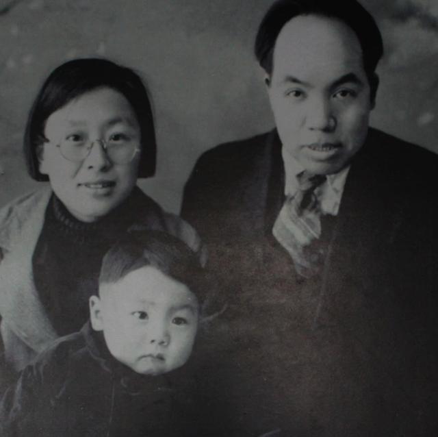 1949年，陈毅邀方志纯吃饭，方志纯直言：贺子珍贺怡两姐妹想见你