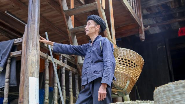 69岁老人自述：人过半百才发现，晚年的亲情，根本一文不值