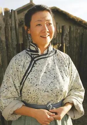 《人世间》女星状态大不同！殷桃零瑕疵，宋佳显老，靳东初恋惊艳
