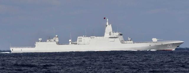 辽宁舰航母编队进入西太平洋，对阵美日双航母：055具备绝杀能力
