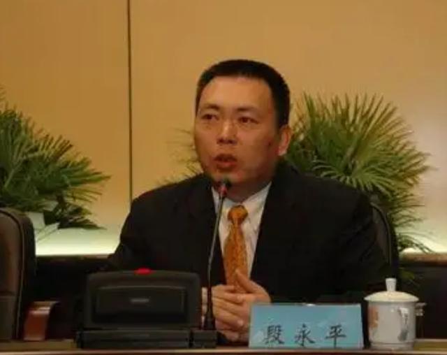 金立手机创始人：一赌输掉7亿美金，负债200亿跑路，至今去向成谜
