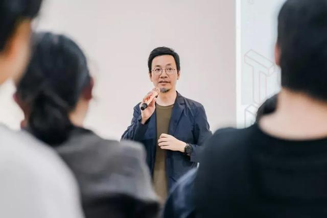 冰墩墩幕后设计师火了，出道36年做到：一出手，就是中国的设计