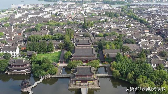 人到中年，4个地方不宜久留，早点回家才是明智之举
