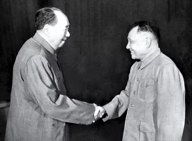毛主席去世前两次将叶剑英叫到面前没说话，1980年叶剑英道出内情