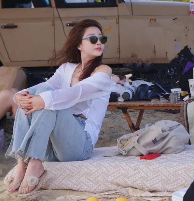 殷桃，那些进入她世界的男人都成了过客，她要追求的底是什么？
