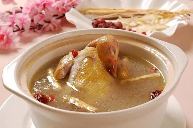 ​经常手脚凉易生病！饮食牢记这3点，或能改善手脚冰凉的现象