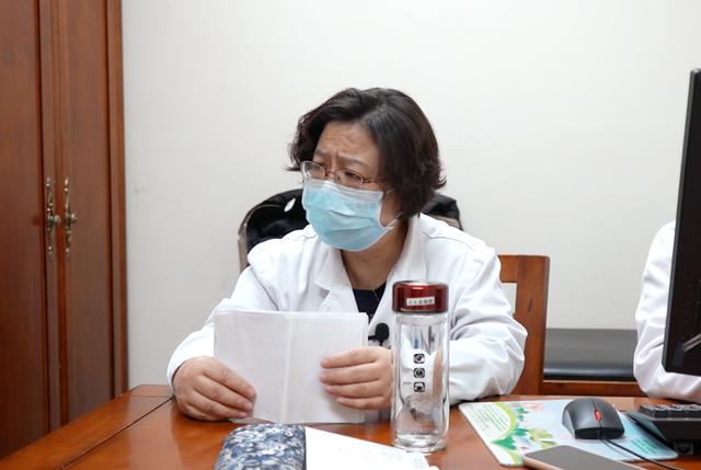 这些花类药材疏肝理气、清热散结，女性结节朋友可以用来泡茶喝