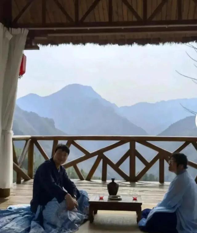 寻找幸福的女人：余秀华