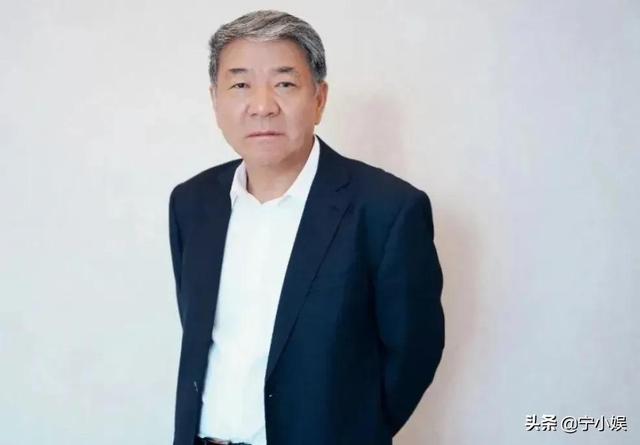 这6位娱圈演艺人员，凭什么能参加两会、被称“文艺工作者”