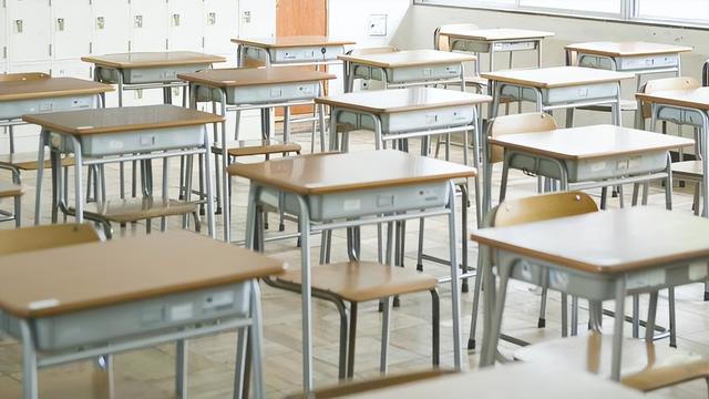 济南市教育局：中学8点、小学8:20之前不得组织线上教学