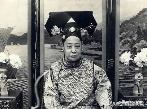 皇帝傅仪被逐出皇宫老太妃们去哪她们如何生存的？