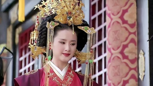 汉武帝临终前，看了一眼爱妃，叹息道：太美了，赐死吧