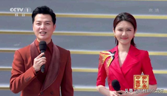 央视五一晚会主持人，康辉任鲁豫朱迅一如既往地稳，龙洋状态退步