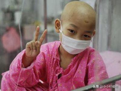 央视曝光“毒纸巾”，卫生程度比抹布还脏，不少父母还整箱往家买