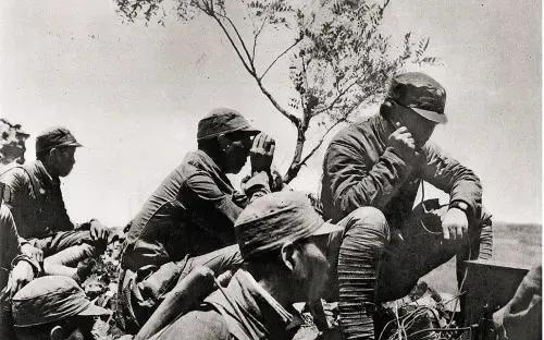 抗战时期，我军士兵个个都有绑腿，为何志愿军却并不佩戴？