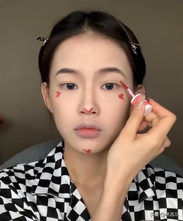 ���������(��¶˼��溵t���������죬��ȷ�����б��ֻҪ����5������ӵ��)