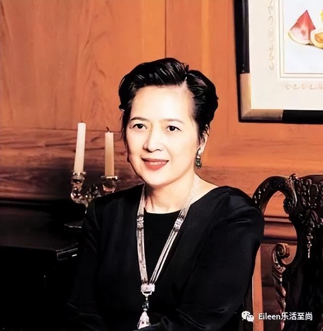 甘比继子再婚，倒追300亿贵公子的女生什么来头？