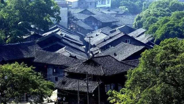 重庆附近适合自驾游的地方有哪些（重庆周边自驾游哪里最值得去）(12)
