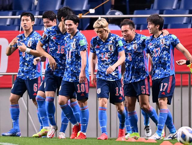 为何国足能逼平沙特？日本赢澳洲间接助攻，沙特提前晋级战力不足