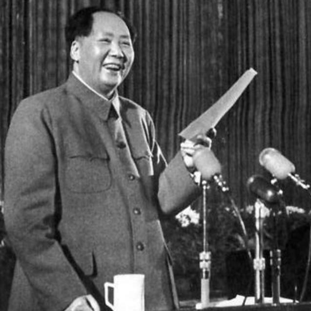 新中国成立后，一名马夫到北京参观却没钱回家：找我毛大哥要点