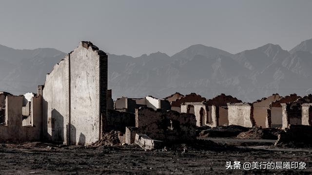 西部自駕三十三天（十四）——戈壁灘石油小鎮，見證石油行業曆史