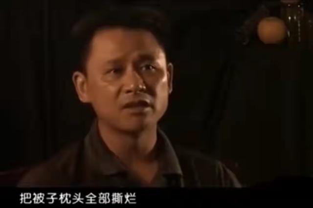 2007年19岁女孩捂死重病妹妹，八旬外婆下跪求情，女孩：我不后悔