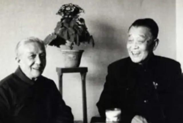 1973年杜聿明参观毛主席旧居，宋希濂拉住他袖子：我们不进去了吧