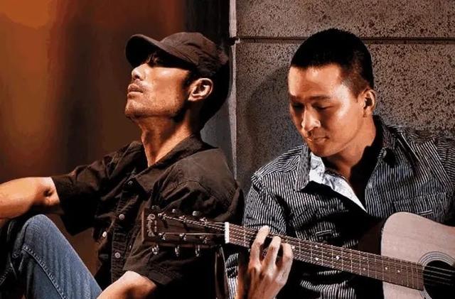 旭日阳刚的“狼狈”：当时代抛弃王旭的时候，连一声招呼都没有打