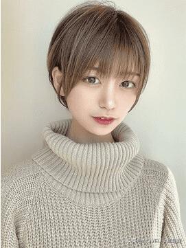 小脸女生适合的短发型