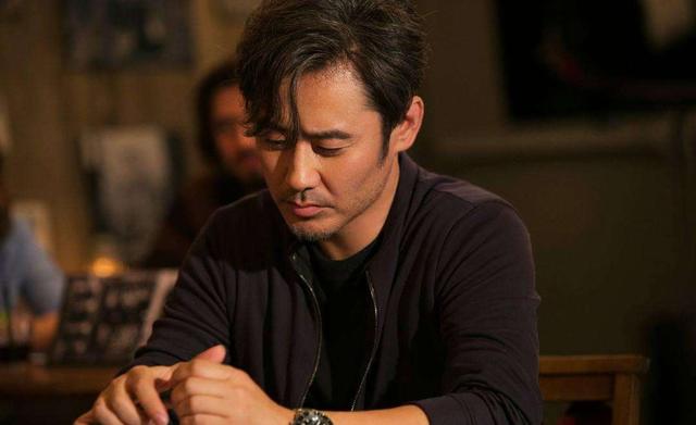 是真的堪称渣男教科书了.