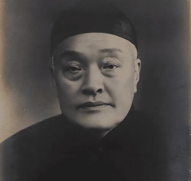 兄弟绝交前，张啸林冷嘲热讽，杜月笙用一句广为流传的名言回敬他