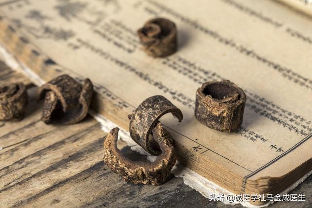 慢性咽炎？嗓子总有异物感，3味中药煮水，利咽，行气，化痰