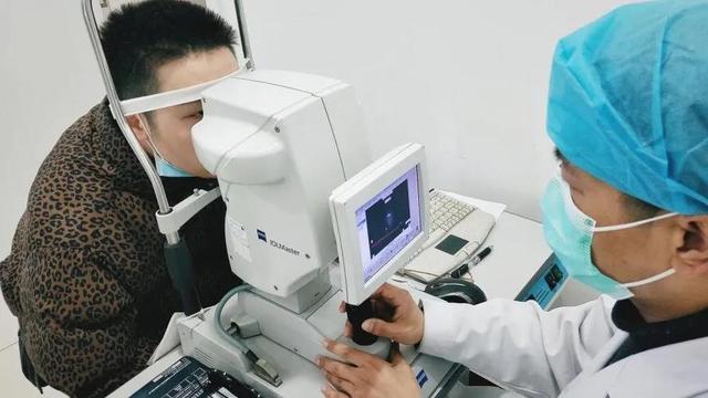 为啥医生不做近视眼手术？难道真的有副作用吗？眼科医生说出实情
