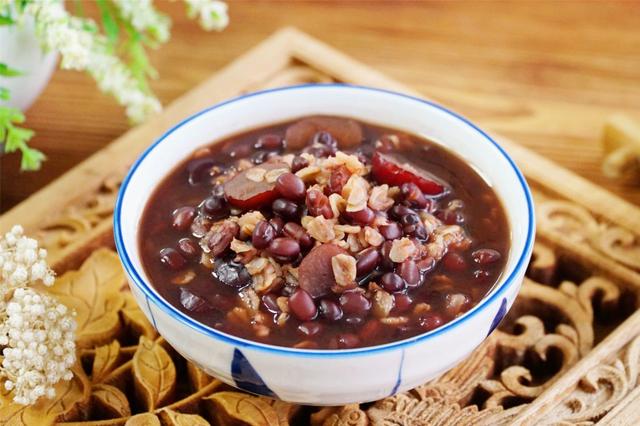 春天，建议中老年人：多吃10种“天然高叶酸”食材，早吃早受益
