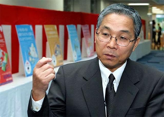 日本“芯片巨头”坂本幸雄，被美韩联合搞垮，72岁为复仇投奔中国