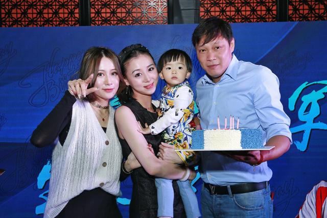 范志毅再评国足！表示要挣钱养老婆，已有三段婚姻，孩子全是外籍