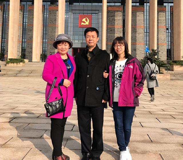 苦训24年无缘“飞天”，航天员邓清明：人生最坏，不过是大器晚成