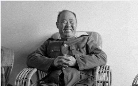 1949年叶剑英请吃饭，傅作义多喝了几杯，对林彪讲出自己的真心话