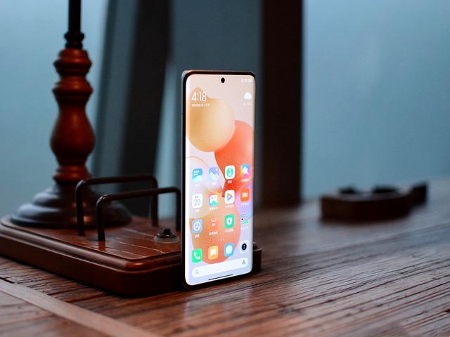 跟“半斤机”说再见，这4款轻薄机型不但配置强悍，价格还很亲民