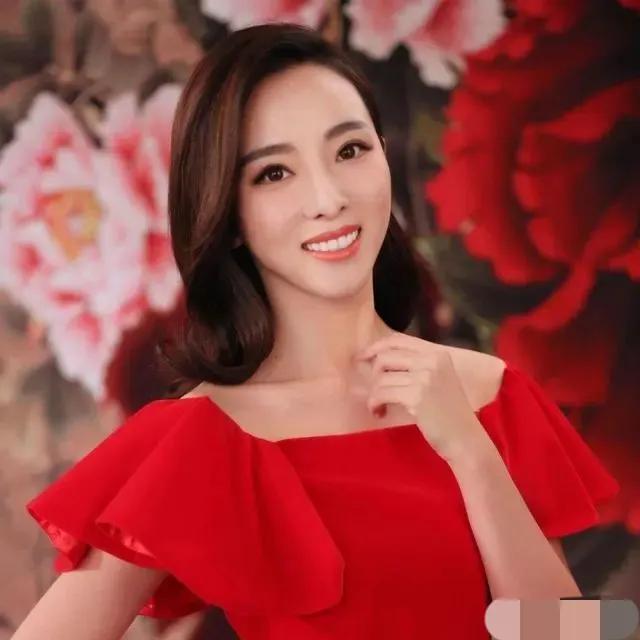 2022春晚主持人“养眼”的马凡舒什么来历？为什么会加新面孔？