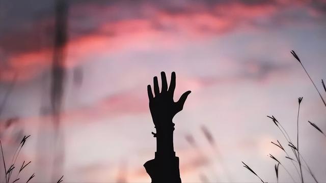 天道：一个人能力再大，不懂得向这两种人“低头”，注定不能成功