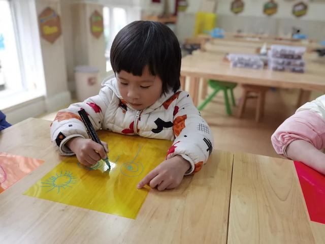 【校园动态】拾贰月Shi |小一班——“童趣风车里”创客课程故事