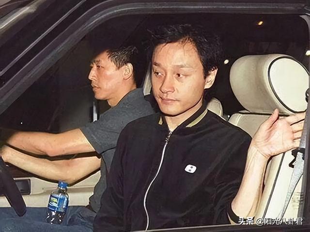 宠溺张国荣20年，那个高攀不起的男人唐鹤德，依旧和小鲜肉传绯闻