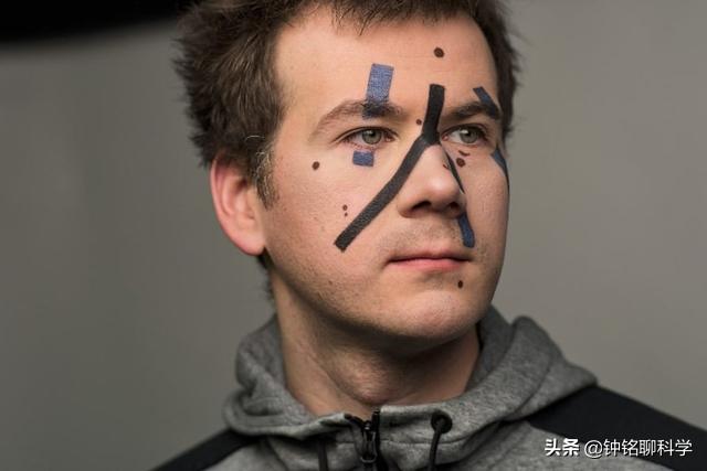 1张脸127万！你愿意卖你的脸吗，机器人公司高价买人脸做什么？