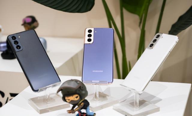 iPhone 13Pro和三星S21+手机，谁强谁弱一目了然